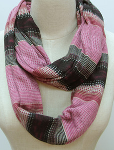 Frontier Snood Stripes Pink
