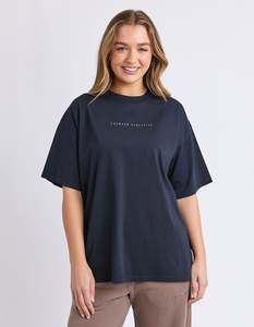 Foxwood Captain Tee - Ink