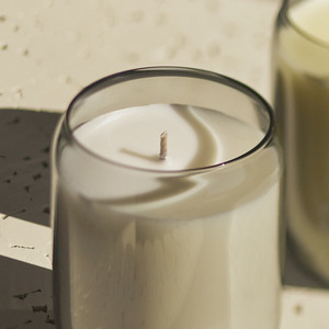Ashley & Co Candle -Bonberry