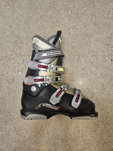 In Stock: Black Salomon Irony 5, Mondo 25