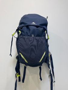 Navy Quechua Kids 28L Backpack, 130-140 cm