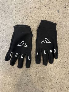 Black Sendy Full Send Gloves, Kids L