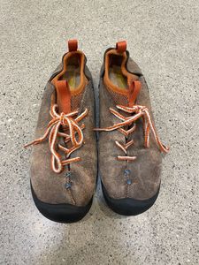 Footwear: Brown Keen Casual shoes, EU 37