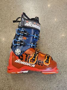 Featured: Orange Nordica Strider Pro 130 DYN, 26/26.5