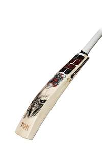 Cricket Bats: SS Devil Red English Willow Cricket Bat SH