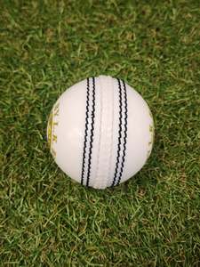 Balls: SHQ PVC PREMIUM BALL- WHITE