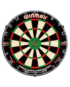 Dartboard Equipment: WINMAU BLADE GREEN ZONE DUAL CORE DARTBOARD