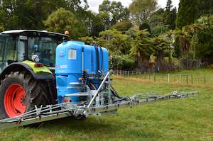 Three Point Linkage Sprayers: Bertolini 3PTL Sprayer, LS1300, 12M K Series semi Hydraulic Folding Boom