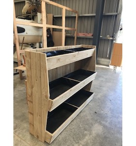 Products: Planter - Vertical