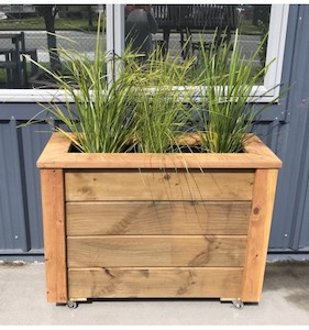 Planter - Moveable Pine