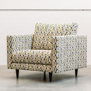 Monterey armchair in masi palm