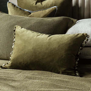 Cerchio: Cerchio cushion in olive