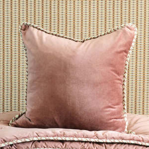 Texture: Treccia cushion in deep rose