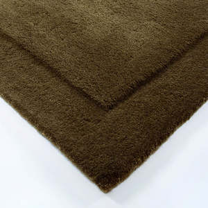 Norfolk: Norfolk rug in olive