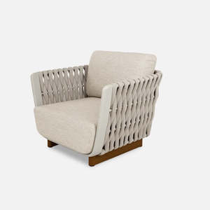 Arika outdoor armchair