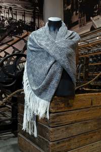 Rich Lace Wraps Pastels