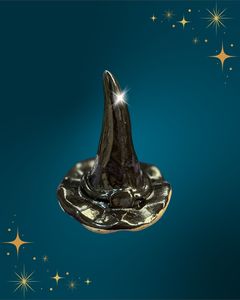 Bookish Mugs: Ceramic Witch's Hat with Bow (large)