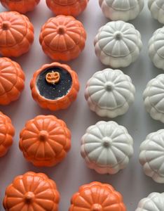 Read By Candlelight: 🎃 Pumpkin Candle – Whisper in Wax