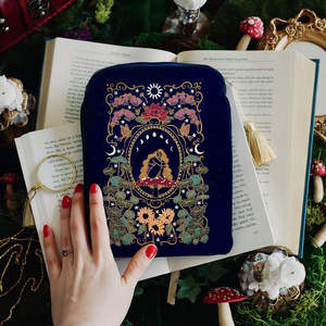 Kindle Collection: Wonderland E-Reader Sleeve Blue