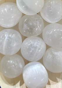 Selenite Balls