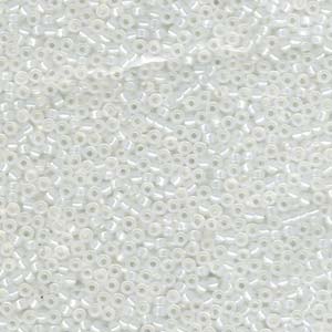 Size 11 Miyuki Seed Beads: Size 11 Seed Bead, Gilt Lined Opal (10gm)