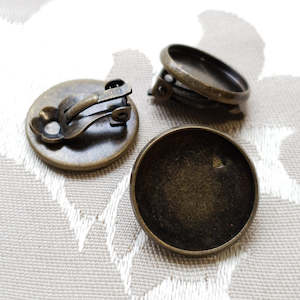 Earring Components: Earring Clips-Ons, Brass, 16mm Bezel (1pr=$1.50, 5prs=$5.00)