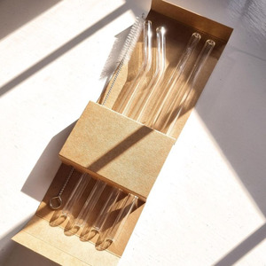 Frontpage: Glass Straws