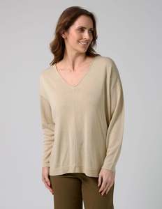 Knitwear: Janey Jumper - Champagne