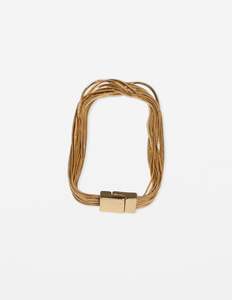 Bracelets: Gold Chains Bracelet