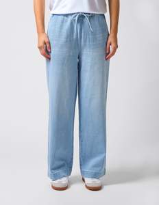 STELLA ESSENTIALS Studio Pant - Light wash