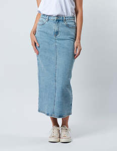 STELLA ESSENTIALS Stacy Skirt - Light Blue