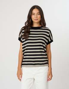 Gwen Tee - Sage/Black