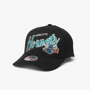 Mitchell & Ness NBA Classic Script Red Snap Back Hornets Black