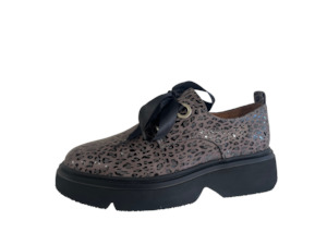 Bresley: BRESLEY ARCHOR