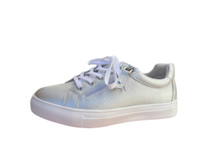 Womens Shoes Flats: KLOUDS CARA