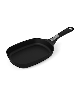 Small Q™ Ware Frying Pan - Stihl Wanganui