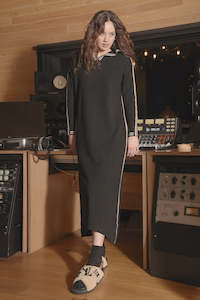 For the Greater Hood Dress / Black