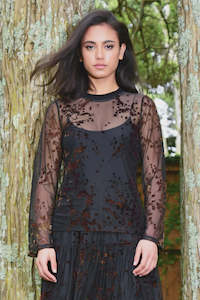 Never Tee Late / Black Mesh