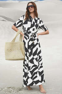 Good to Go Dress / Black Geometric