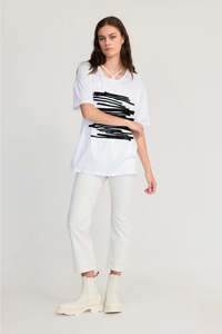 Taylor: Strip Module Tee / Ivory-Black