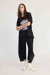 Taylor: Strip Module Tee / Black-Ivory