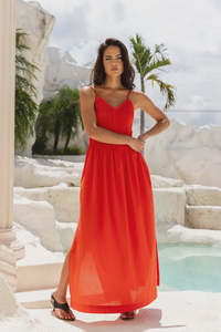 Every Touch Dress / Red