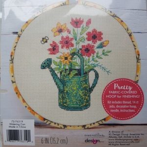 Products: Watering Can with hoop