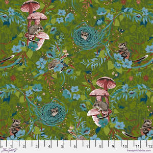 Odile Baillouel: Land Art 2 Masked Bandits in Green