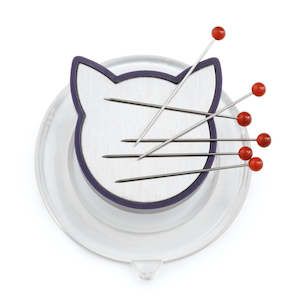 Pins And Needles: Prym Cat Pin Magnet