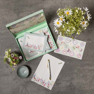 Wild Harmony Writing Set