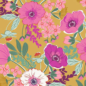 Wandering Felicity in Golden