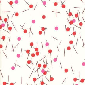 Just Red Baubles in White Remnant 45cm
