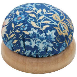 Pins And Needles: Arts and Crafts Style Pincushion