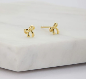 Earrings: Charlotte Stud Earring - Gold
